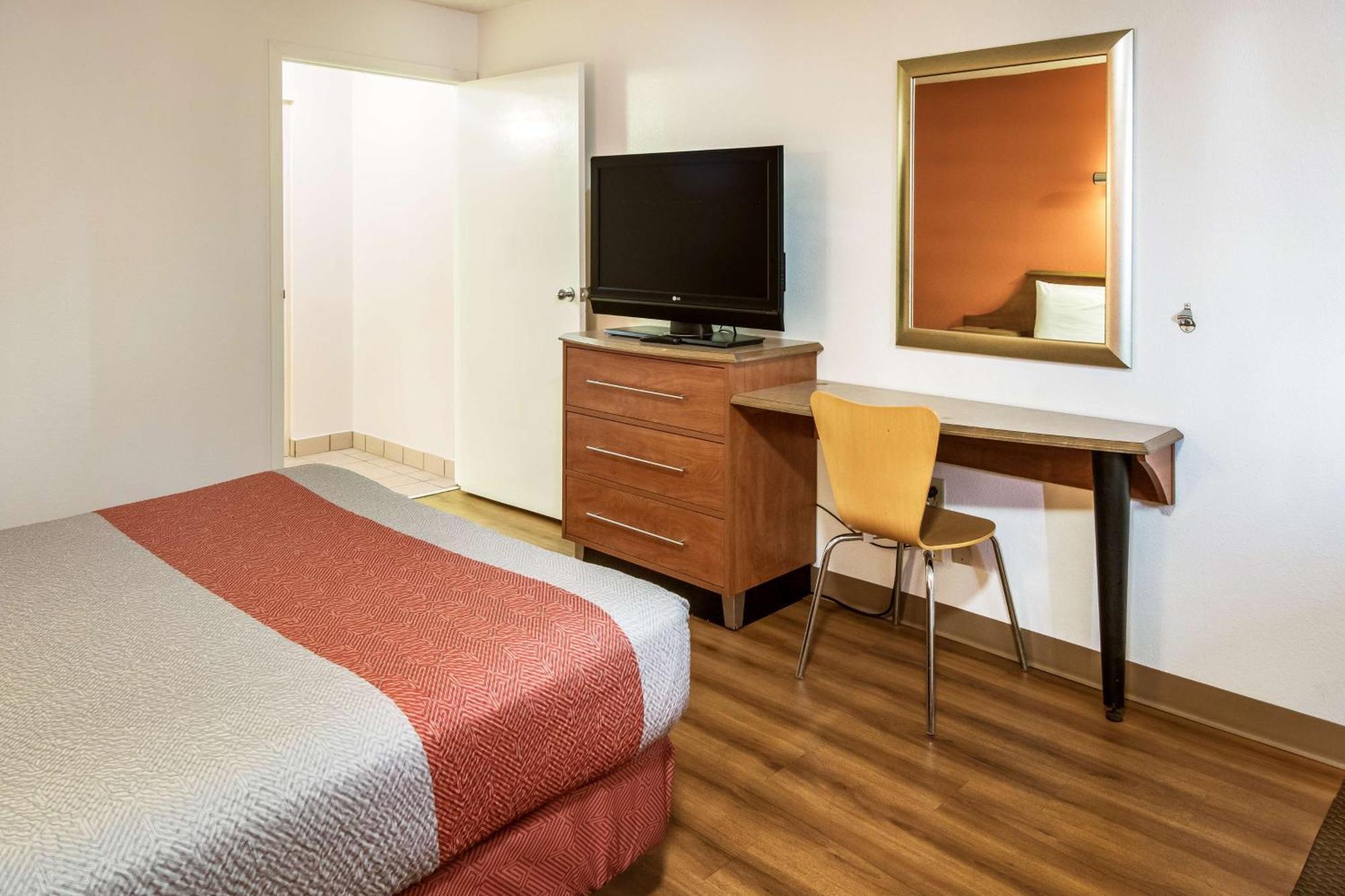 Motel 6-Dayton, Oh - Englewood Екстер'єр фото