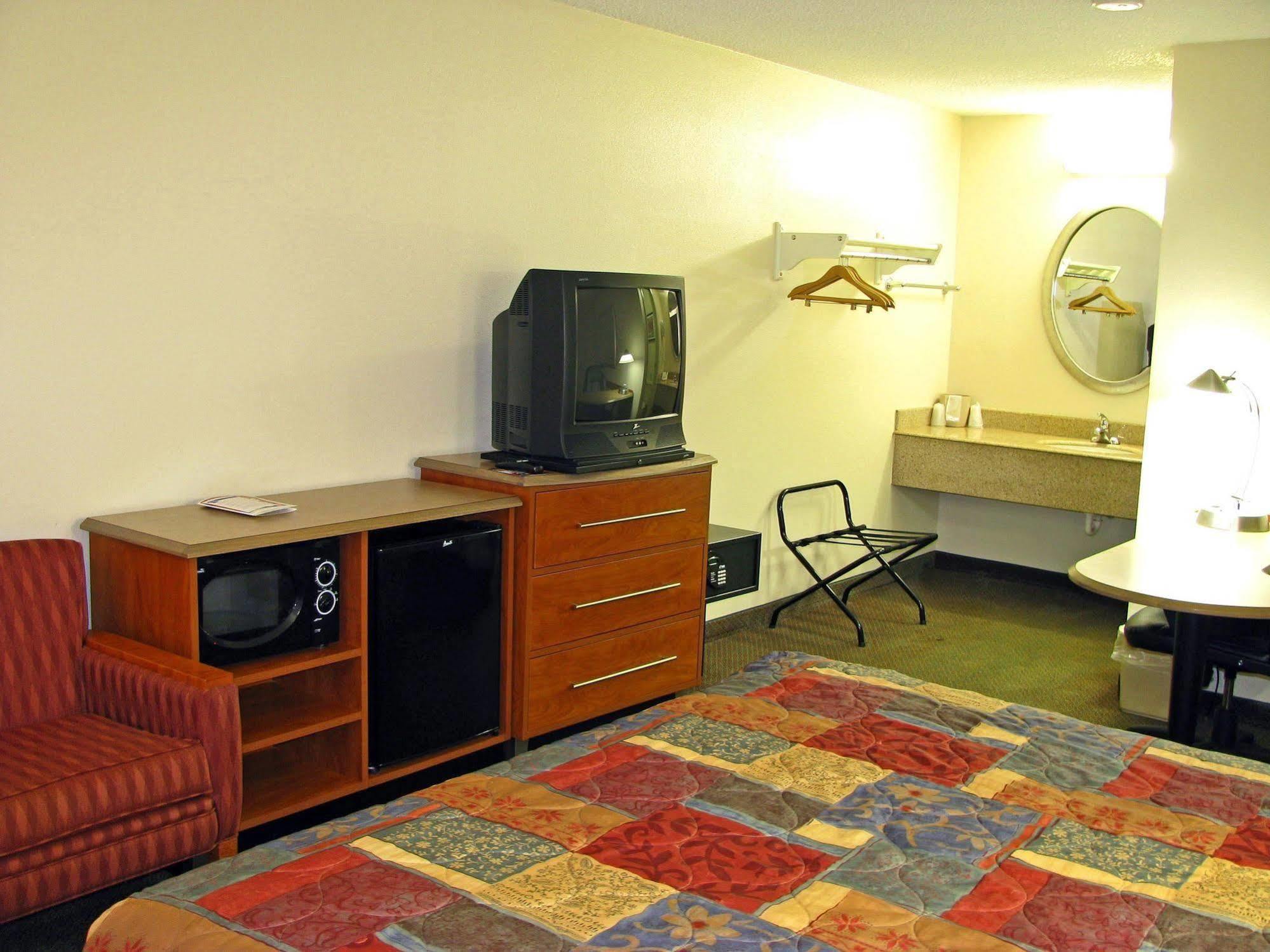 Motel 6-Dayton, Oh - Englewood Екстер'єр фото